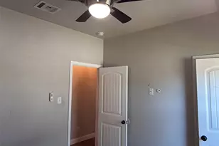 2027 Fair Weather Dr, Lancaster, TX 75146 - Photo 19