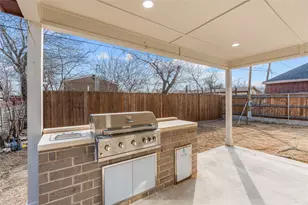 114 Willow Ln, Roanoke, TX 76262 - Photo 3