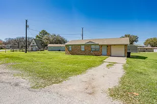1513 Coral Cut Off, Pelican Bay, TX 76020 - Photo 23