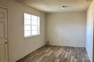 1568 Reef Dr, Azle, TX 76020 - Photo 5