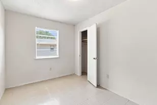 1572 Reef Dr, Pelican Bay, TX 76020 - Photo 5