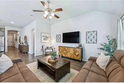 204 Magnolia Drive, Azle, TX 76020 - Photo 11