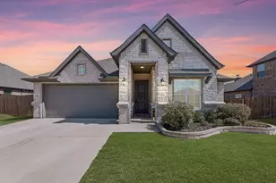 204 Magnolia Dr, Azle, TX 76020 - Photo 1