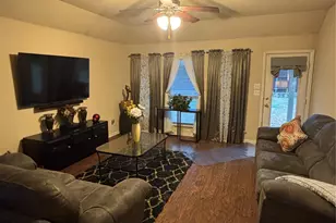 608 Kinghaven Dr, Little Elm, TX 75068 - Photo 7