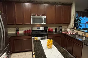 608 Kinghaven Dr, Little Elm, TX 75068 - Photo 5