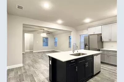 6004 Horsetail Drive, McKinney, TX 75071 - Photo 5