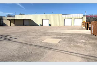 2000 Northwest Parkway #B, Sanctuary, TX 76020 - Photo 3