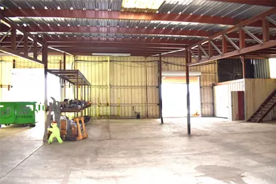 2000 Northwest Parkway #B, Azle, TX 76020 - Photo 5