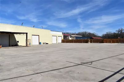 2000 Northwest Parkway #B, Azle, TX 76020 - Photo 3