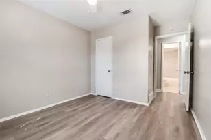 735 Middale Rd, Duncanville, TX 75116 - Photo 11