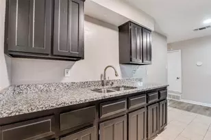 735 Middale Rd, Duncanville, TX 75116 - Photo 9