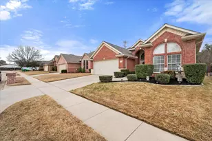 2921 Windstone Ct, Bedford, TX 76021 - Photo 3