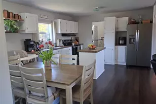 810 Pecos River Dr, Granbury, TX 76048 - Photo 5