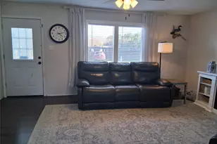 810 Pecos River Dr, Granbury, TX 76048 - Photo 7