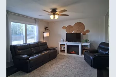 810 Pecos River Drive, Granbury, TX 76048 - Photo 3