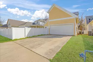 1805 Azalea Dr, Savannah, TX 76227 - Photo 37