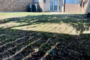 2716 Oak Bend Ln, Dallas, TX 75227 - Photo 23