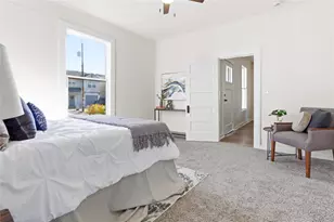 215 E 12th St, Bonham, TX 75418 - Photo 15