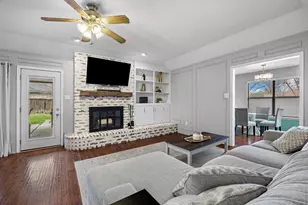 3125 Teakwood Dr, Bedford, TX 76021 - Photo 9