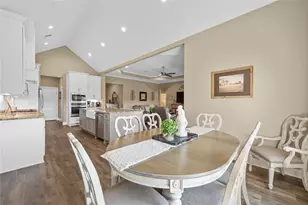 10133 T Bury Ln, Waco, TX 76708 - Photo 9