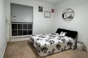 417 Moonlight Way, Irving, TX 75063 - Photo 23