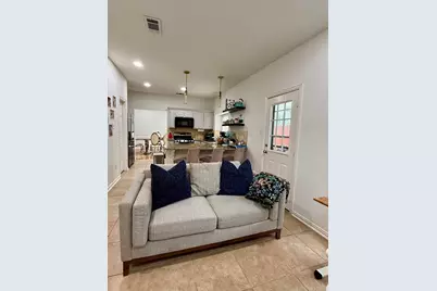 417 Moonlight Way, Irving, TX 75063 - Photo 13