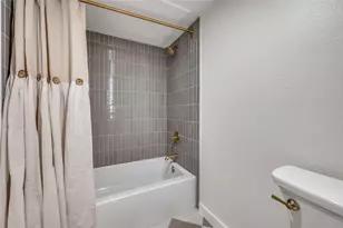 4616 W Lovers Ln, Dallas, TX 75209 - Photo 11