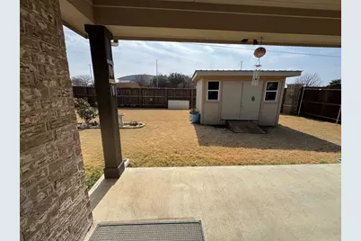 2400 Briarhurst Court, Denton, TX 76207 - Photo 25