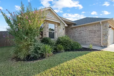 904 Sam Street, Springtown, TX 76082 - Photo 3