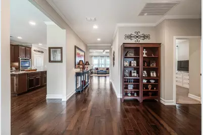 1860 Vista Creek Drive, Frisco, TX 75036 - Photo 9