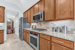 1075 Colleton Ln, Frisco, TX 75033 - Photo 11