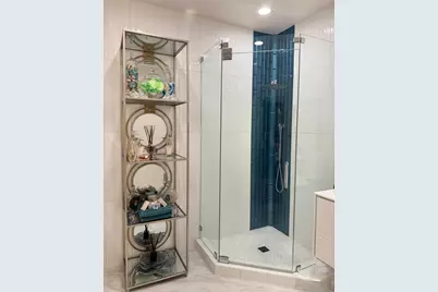 1108 Quail Valley Lane #122, Arlington, TX 76011 - Photo 15