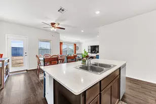 816 Glover Dr, Aubrey, TX 76227 - Photo 9