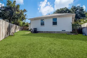 2410 St Francis Ave, Dallas, TX 75228 - Photo 25