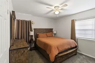 1419 Swiss St, Arlington, TX 76010 - Photo 27