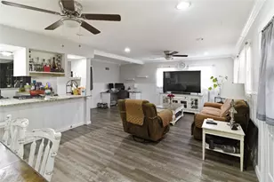 1419 Swiss St, Arlington, TX 76010 - Photo 19