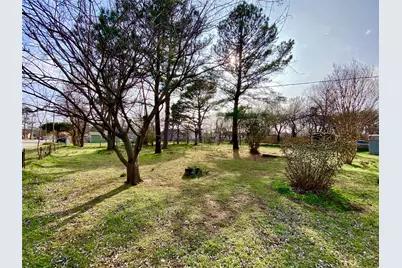 700 W Monterey Street, Denison, TX 75020 - Photo 35