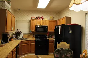 720 Cresent Dr, DeSoto, TX 75115 - Photo 9