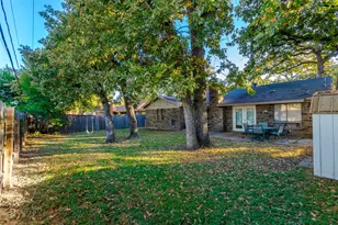 5602 Kingstree Ct, Arlington, TX 76017 - Photo 31