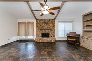 5602 Kingstree Ct, Arlington, TX 76017 - Photo 15