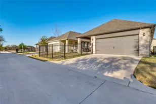 109 Foreman Dr, Midlothian, TX 76065 - Photo 25