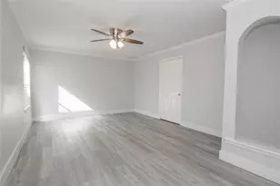 2007 Clubview Dr, Carrollton, TX 75006 - Photo 13