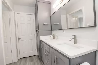 2007 Clubview Drive, Carrollton, TX 75006 - Photo 15