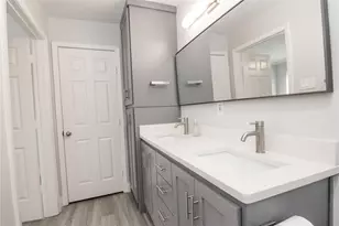 2007 Clubview Dr, Carrollton, TX 75006 - Photo 15