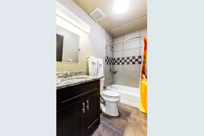 1125 S Jennings Avenue #202, Fort Worth, TX 76104 - Photo 5