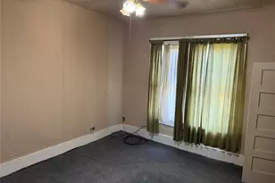 215 Bell St, Gainesville, TX 76240 - Photo 17