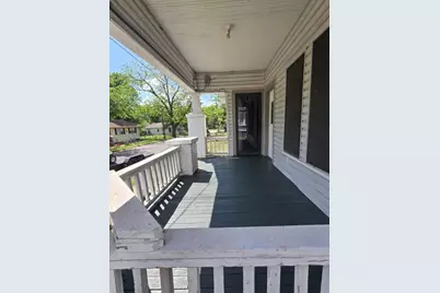 215 Bell Street, Gainesville, TX 76240 - Photo 5