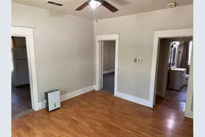 215 Bell Street, Gainesville, TX 76240 - Photo 11