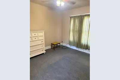215 Bell Street, Gainesville, TX 76240 - Photo 13
