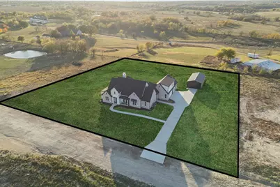 711 Hummingbird Lane, Justin, TX 76247 - Photo 39